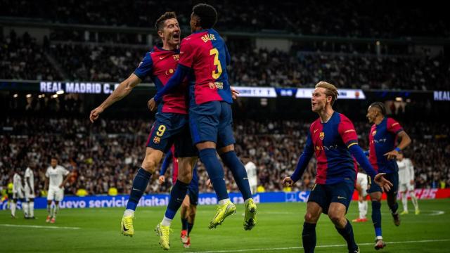 La euforia de Lewandowski y Balde en la goleada del Barça contra el Real Madrid