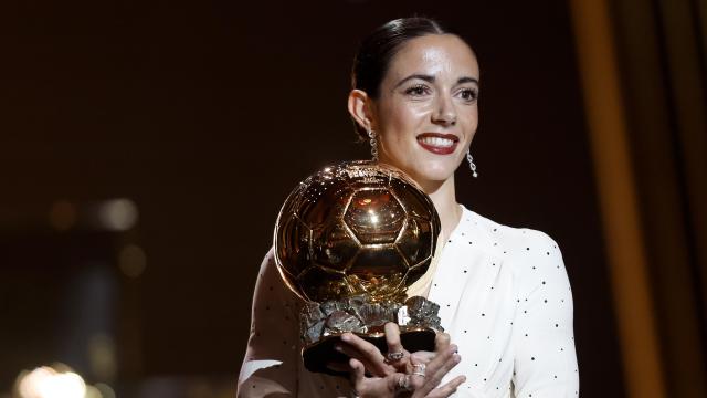 Aitana Bonmatí levanta su segundo Balón de Oro