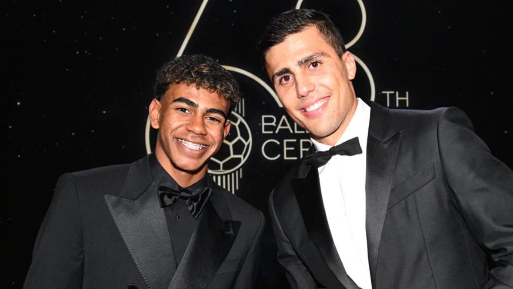 Lamine Yamal y Rodri Hernández, durante la gala del Balón de Oro