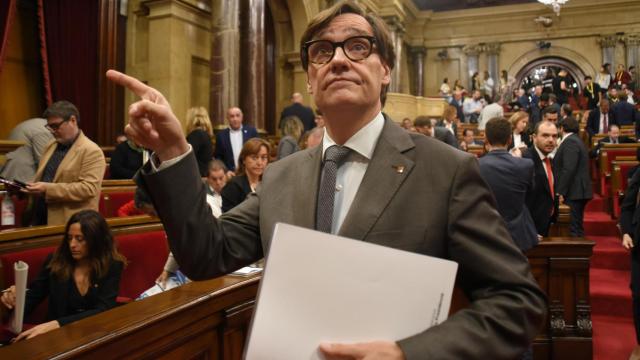 El presidente de la Generalitat de Cataluña, Salvador Illa, en el Parlament