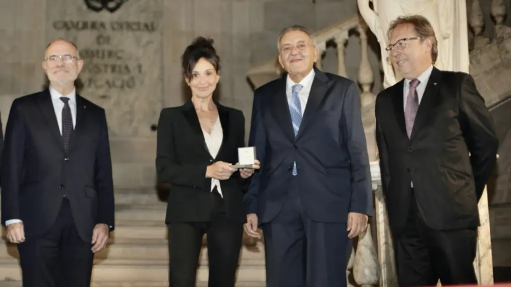 Rosa Cañadas recibe la Medalla del Mediterráneo