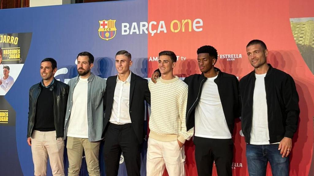 Fermín López, Gavi y Alejandro Balde, en un acto de Barça One