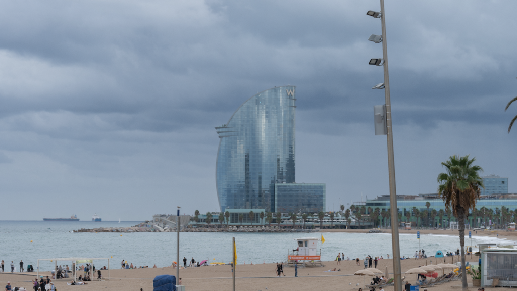 Imagen de archivo de la playa de la Barceloneta