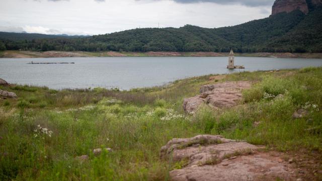 El pantano de Sau en junio