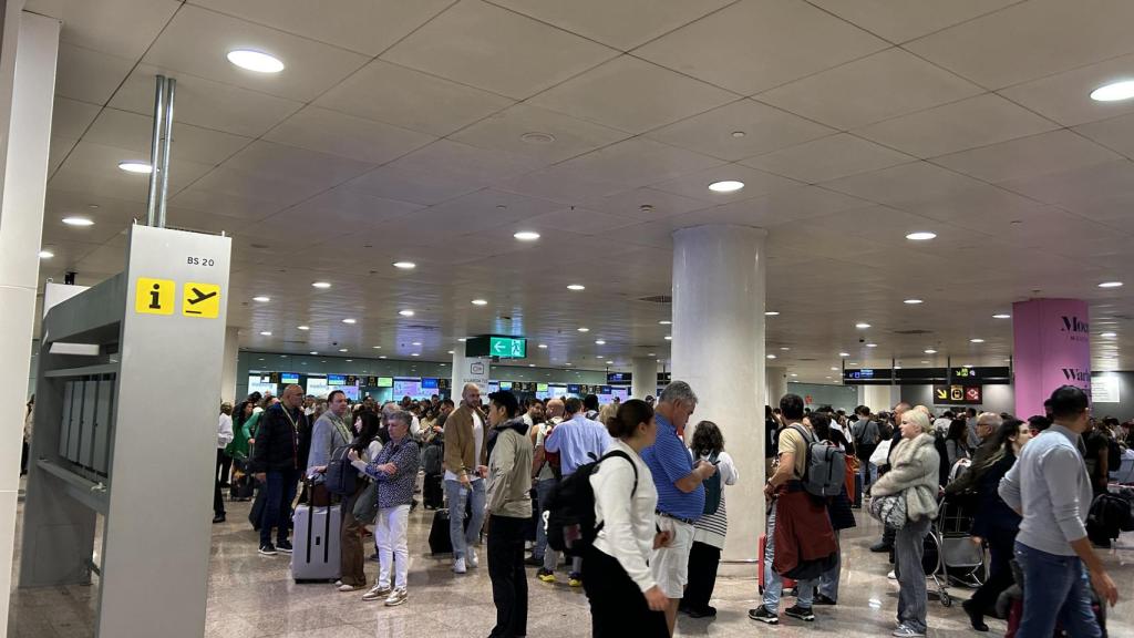 Interior del aeropuerto de Barcelona-El Prat