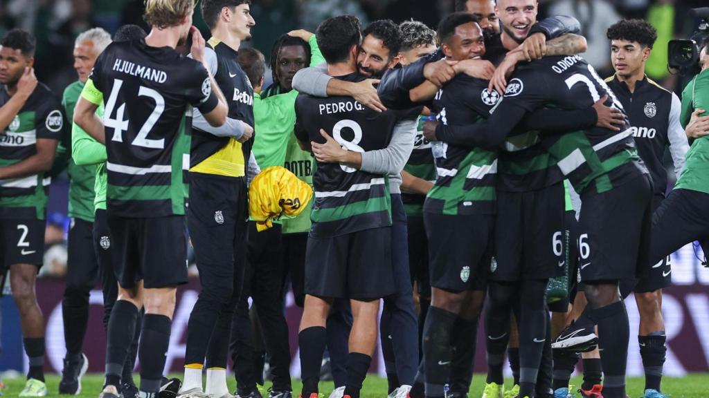 Los jugadores del Sporting de Lisboa celebran su victoria ante el City