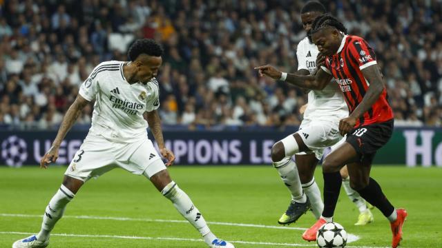 Rafael Leao, delantero del Milan, contra el Real Madrid