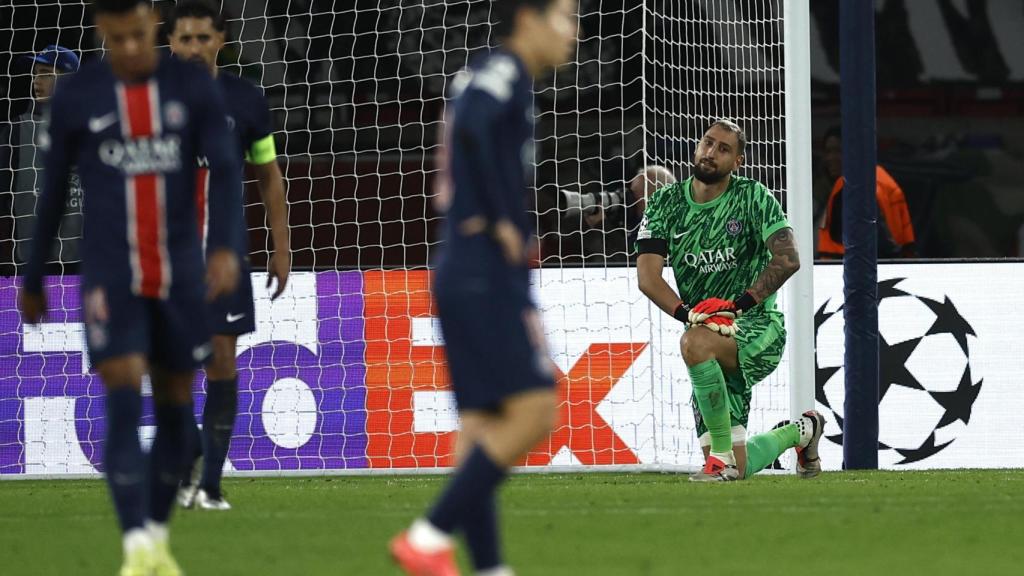 Decepción en el PSG después de encajar el segundo gol del Atlético de Madrid en Champions