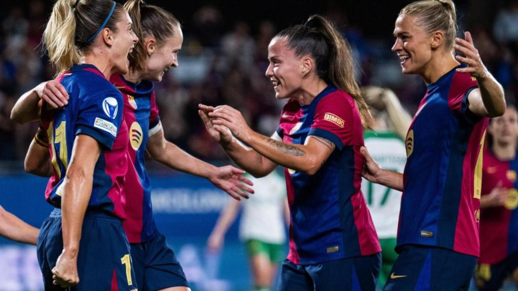 Alexia Putellas, Caroline Graham Hansen, Claudia Pina y Frido Rolfö celebran un gol del Barça Femenino contra el Hammarby