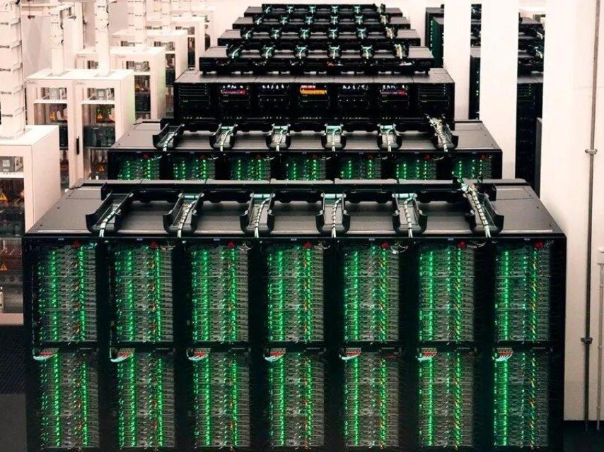 Aspecto de un supercomputador MareNostrum 5