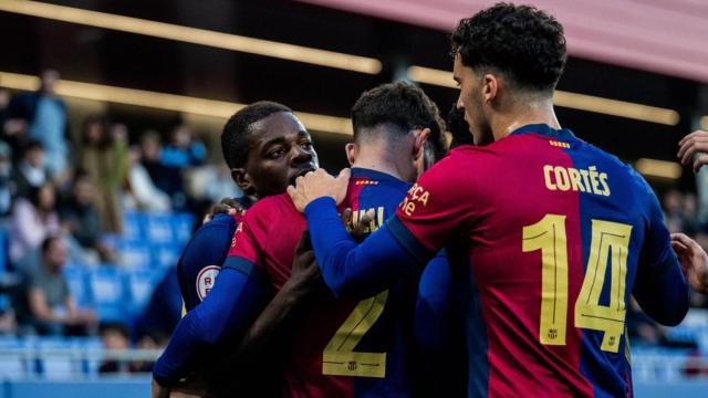 Los jugadores del Barça B celebran un gol contra el Lugo