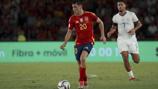 Pedri, durante el España-Suiza de la Nations League