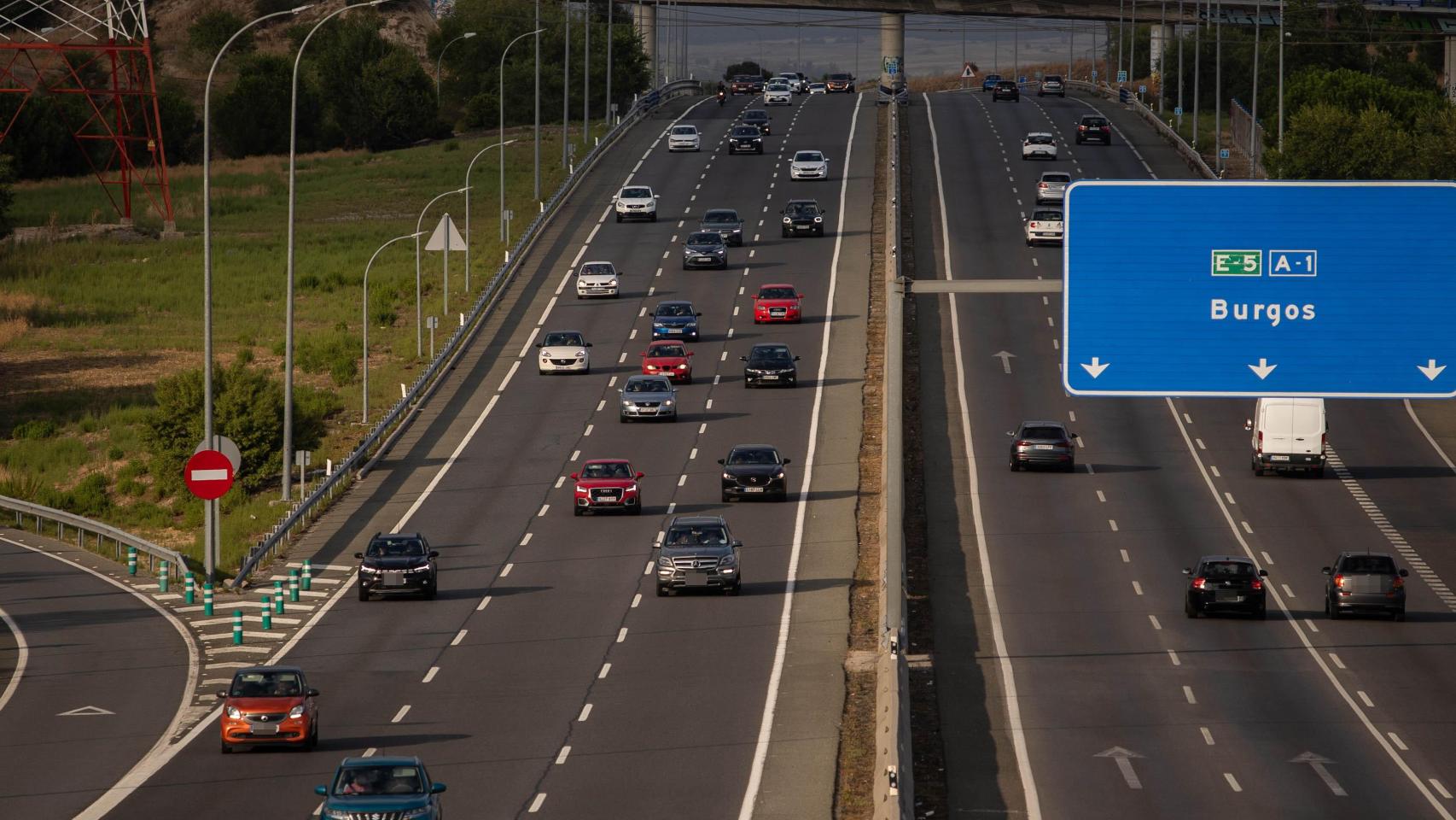 Tráfico intenso en una autopista: Abertis persigue la ‘accidentalidad cero’