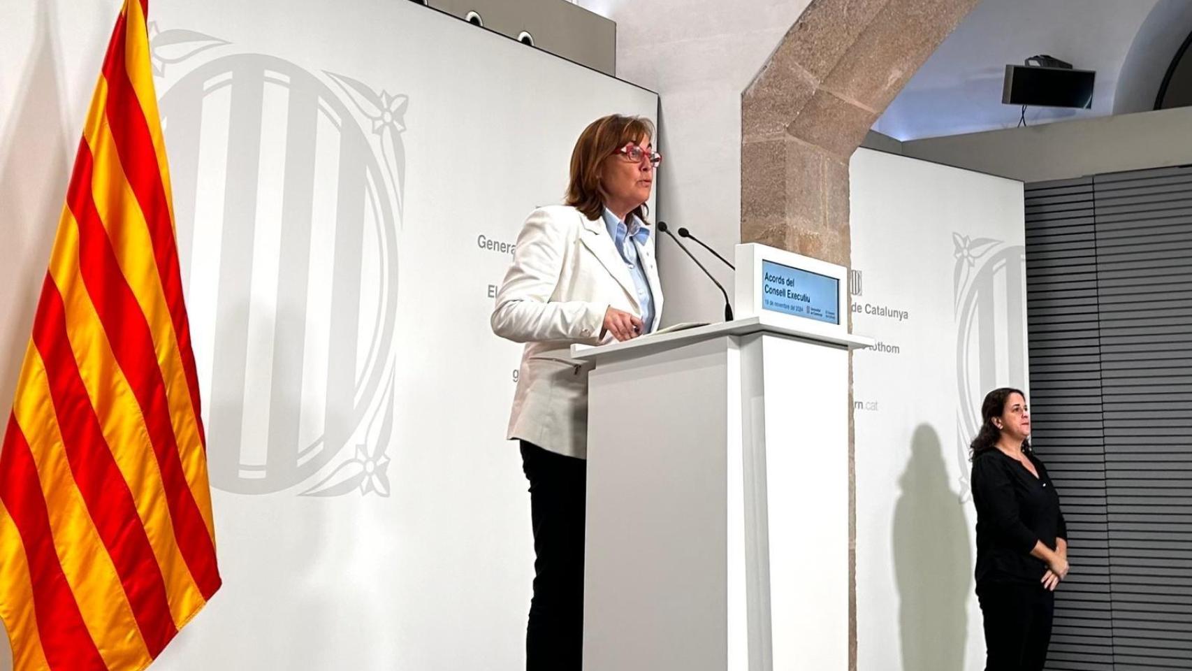 La 'consellera' y portavoz del Govern, Sílvia Paneque, en rueda de prensa en la Generalitat