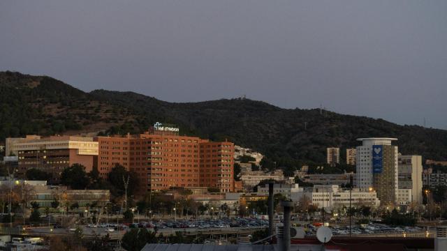 Imagen del Hospital Vall d'Hebron de Barcelona, el mayor de Cataluña