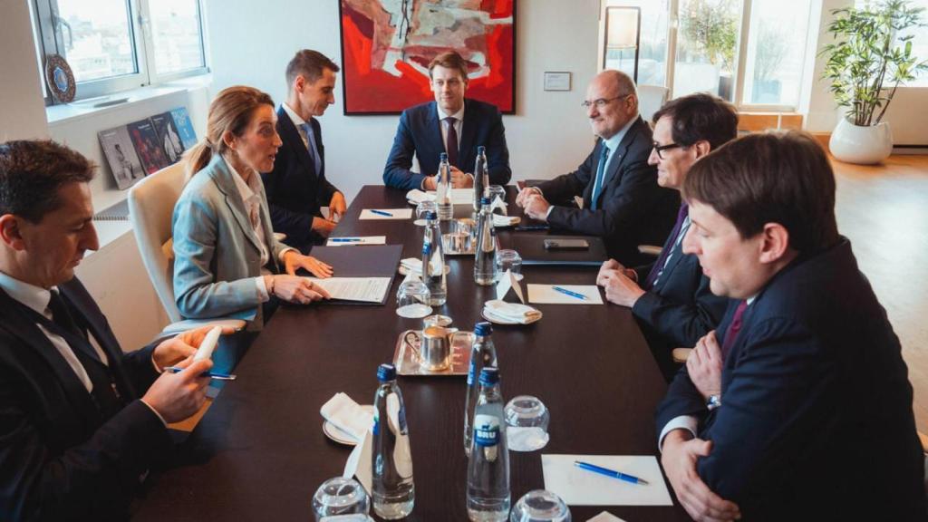 Reunión entre los equipos de Roberta Metsola, presidenta del Parlamento Europeo, y Salvador Illa, 'president' de la Generalitat