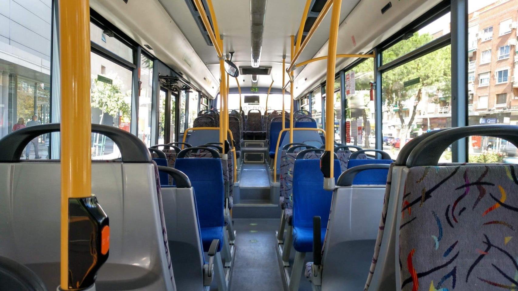 Imagen del interior de un bus de Avanza ADO