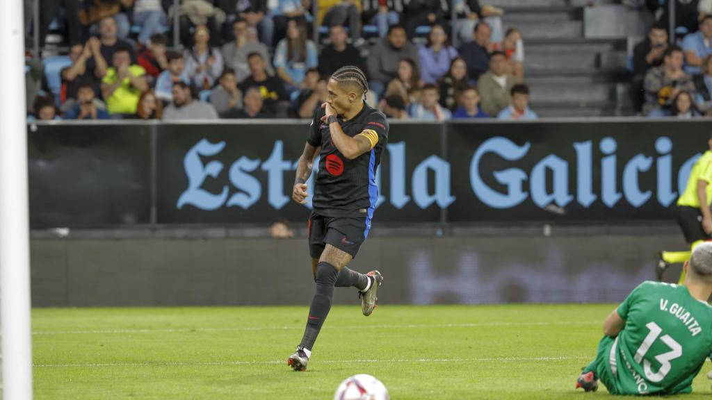 Raphinha celebra su gol en Balaídos contra el Celta