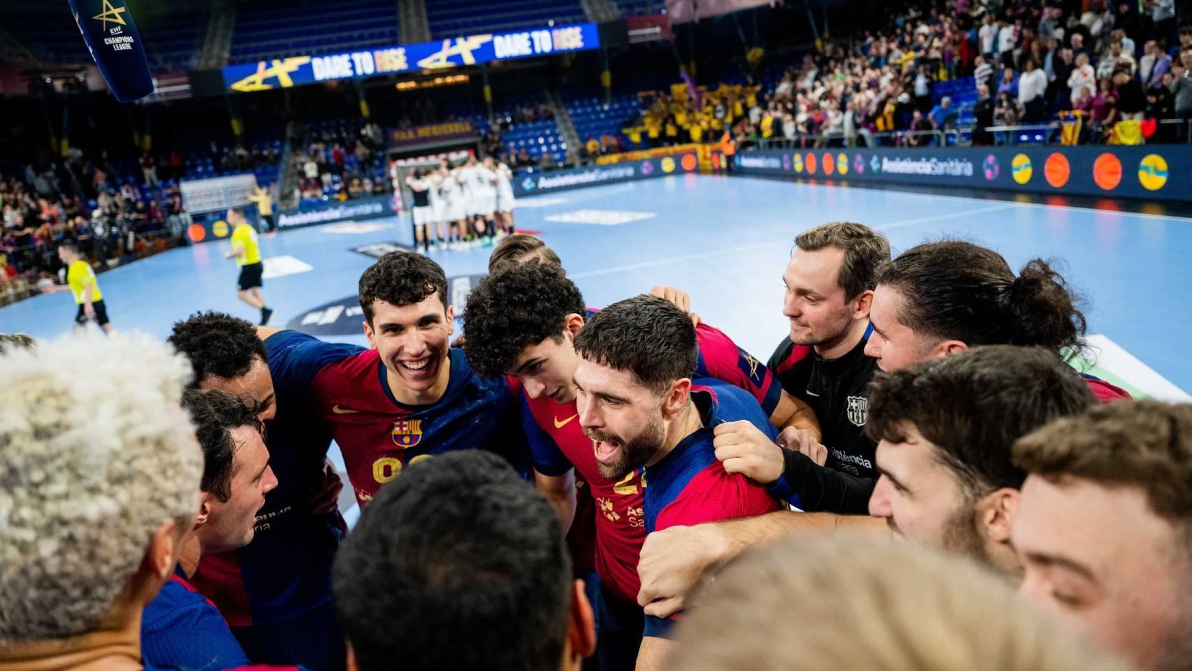 La alegría del Barça de balonmano tras ganar un partido de Champions League