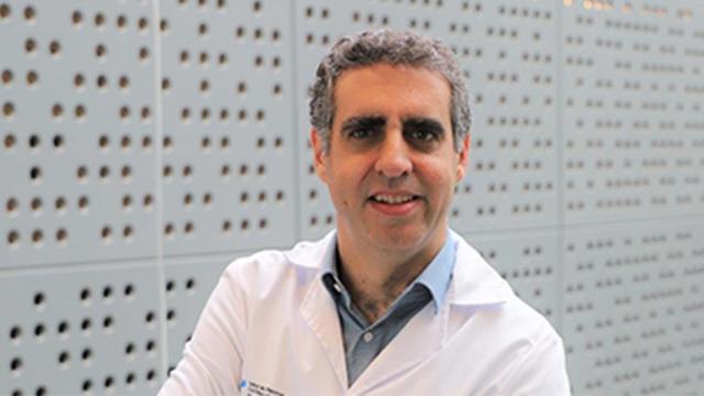 El investigador Manel Esteller, director del Instituto de Investigación contra la Leucemia Josep Carreras