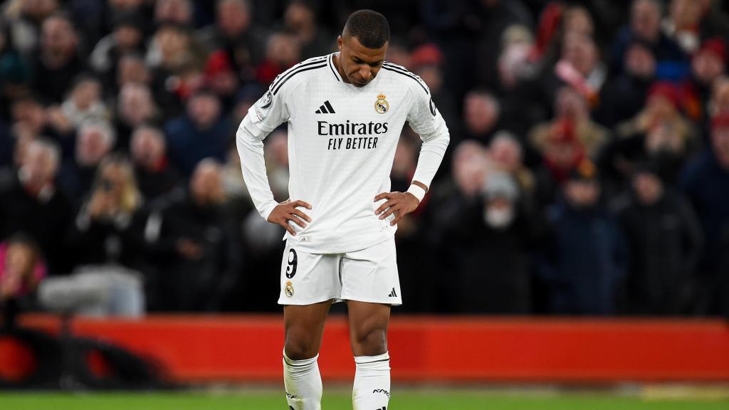 Kylian Mbappé, decepcionado en la derrota del Real Madrid en Anfield contra el Liverpool