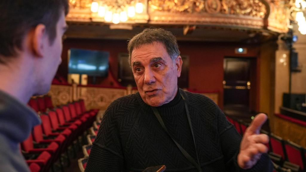 Artur López, periodista de Culemanía, en diálogo con Toni Cruz, director de Barça Studios, en el Gran Teatre del Liceu