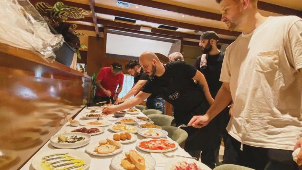 Presentación de la carta de Can Ugal, restaurante que ha cautivado a Hansi Flick