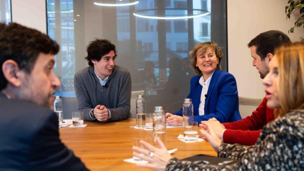 Imagen general de la mesa redonda sobre emprendimiento