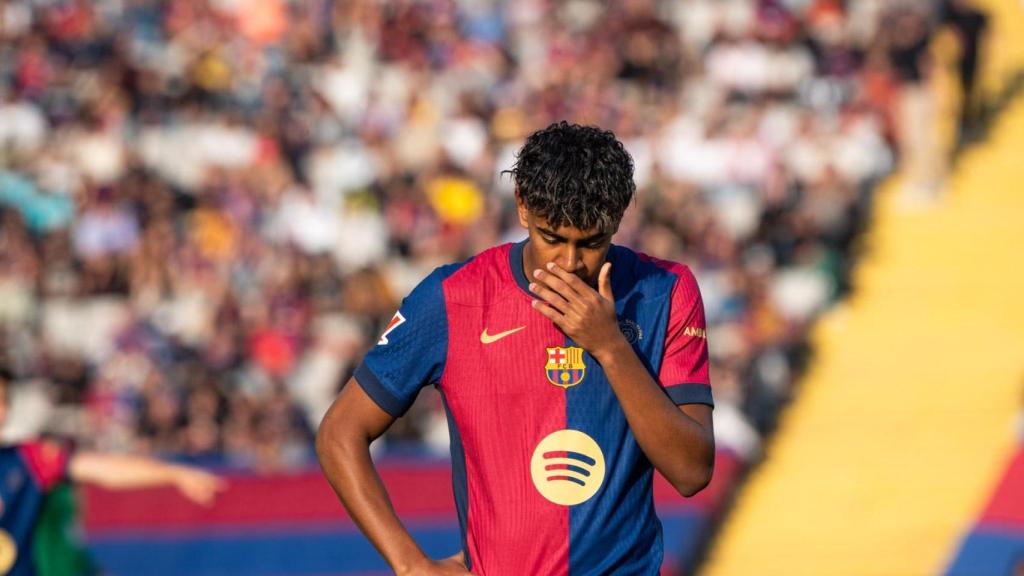 Lamine Yamal con la equipación del 125 Aniversario del Barça