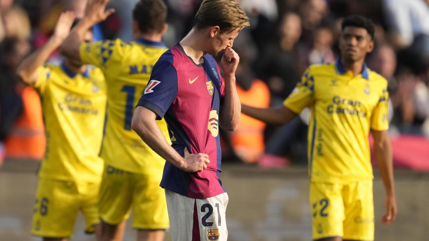 Frenkie de Jong, decepcionado tras la derrota del Barça ante Las Palmas