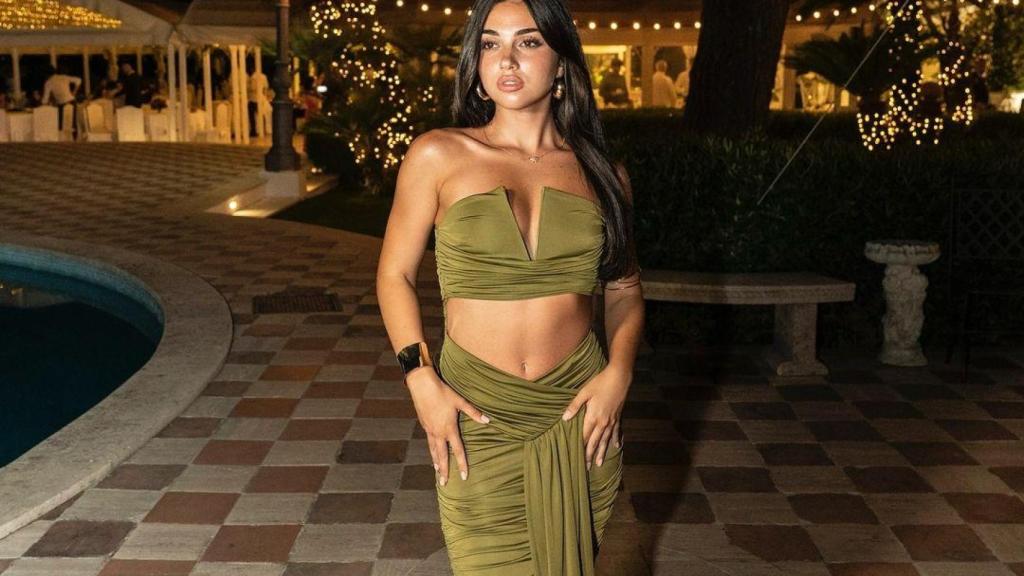 Anna Gegnoso posa con un vestido verde en su Instagram