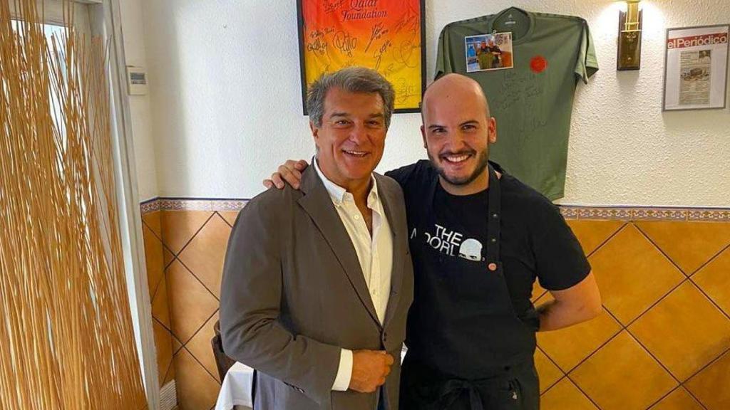 Joan Laporta junto al chef de La Bonaigua, Víctor Pardo