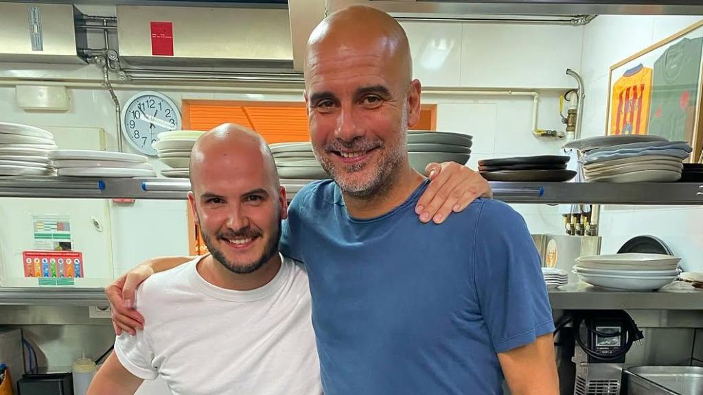 Pep Guardiola junto al chef de La Bonaigua, Víctor Pardo