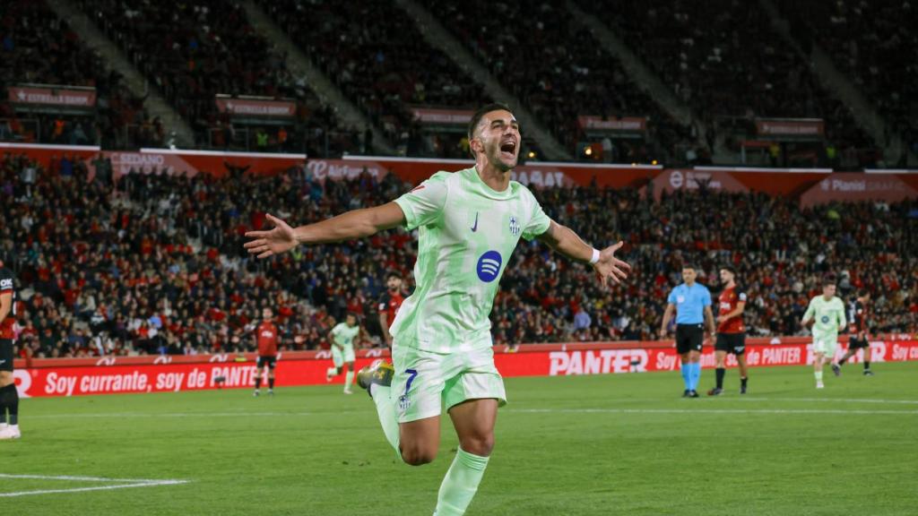 Ferran Torres celebra su gol al Mallorca