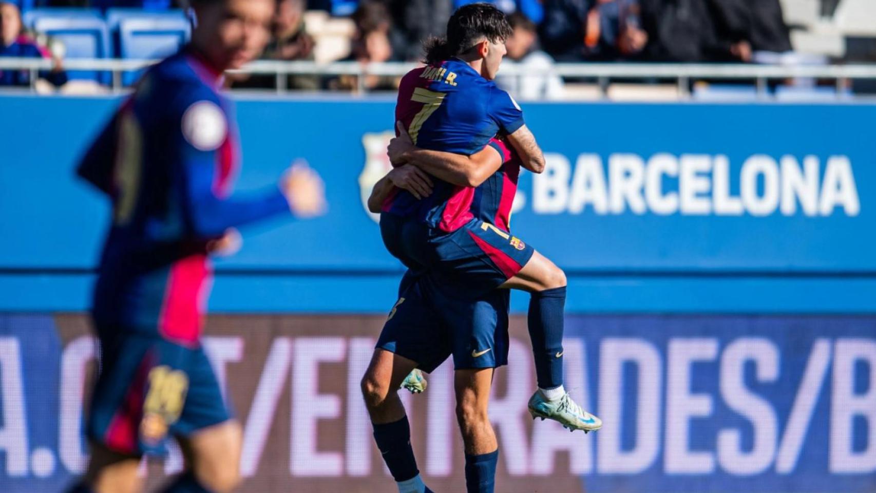 Dani Rodríguez celebra uno de sus goles con el Barça B contra el Celta Fortuna