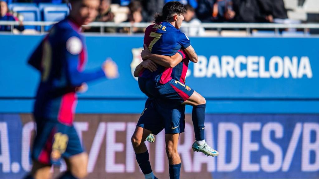 Dani Rodríguez celebra uno de sus goles con el Barça B contra el Celta Fortuna