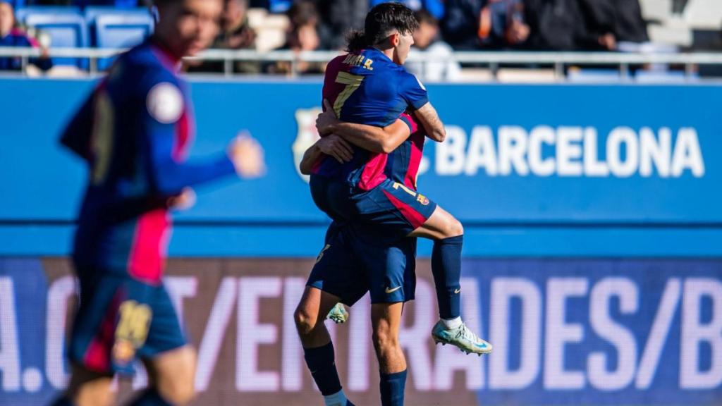 Dani Rodríguez celebra uno de sus goles con el Barça B contra el Celta Fortuna