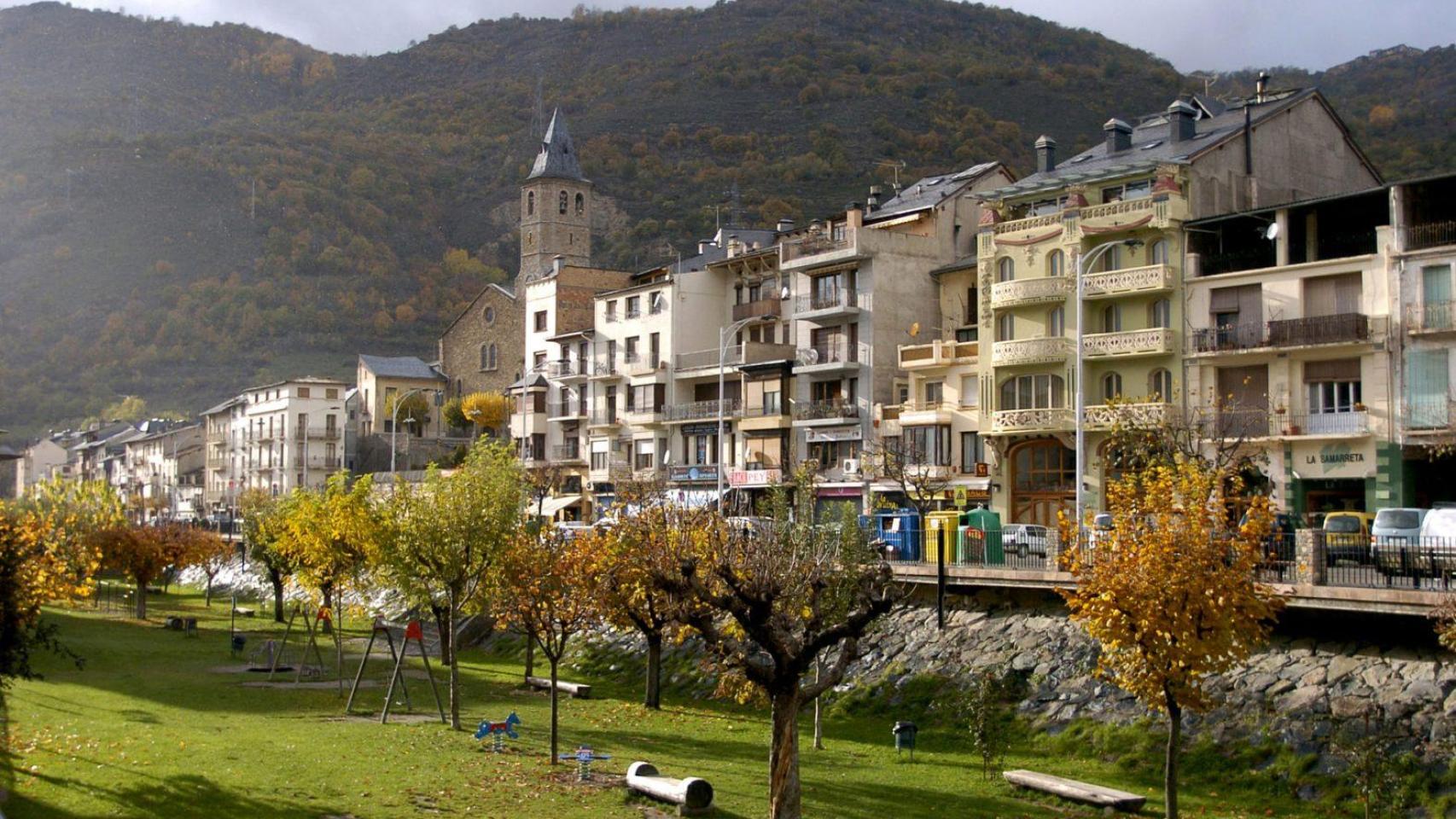 Vista del pueblo de Sort