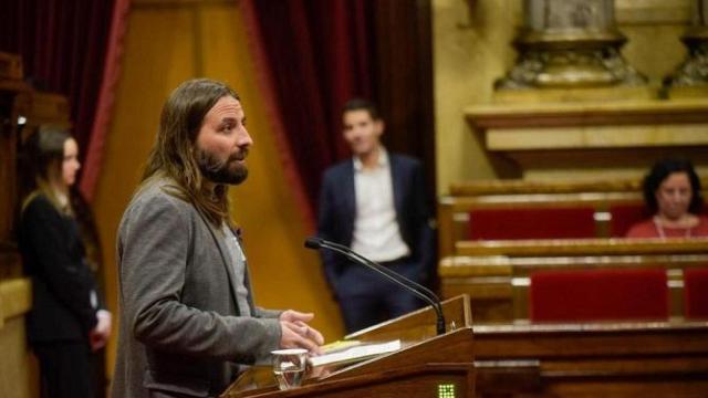 El diputado de ERC, Jordi Albert, en el Parlament en una sesión anterior