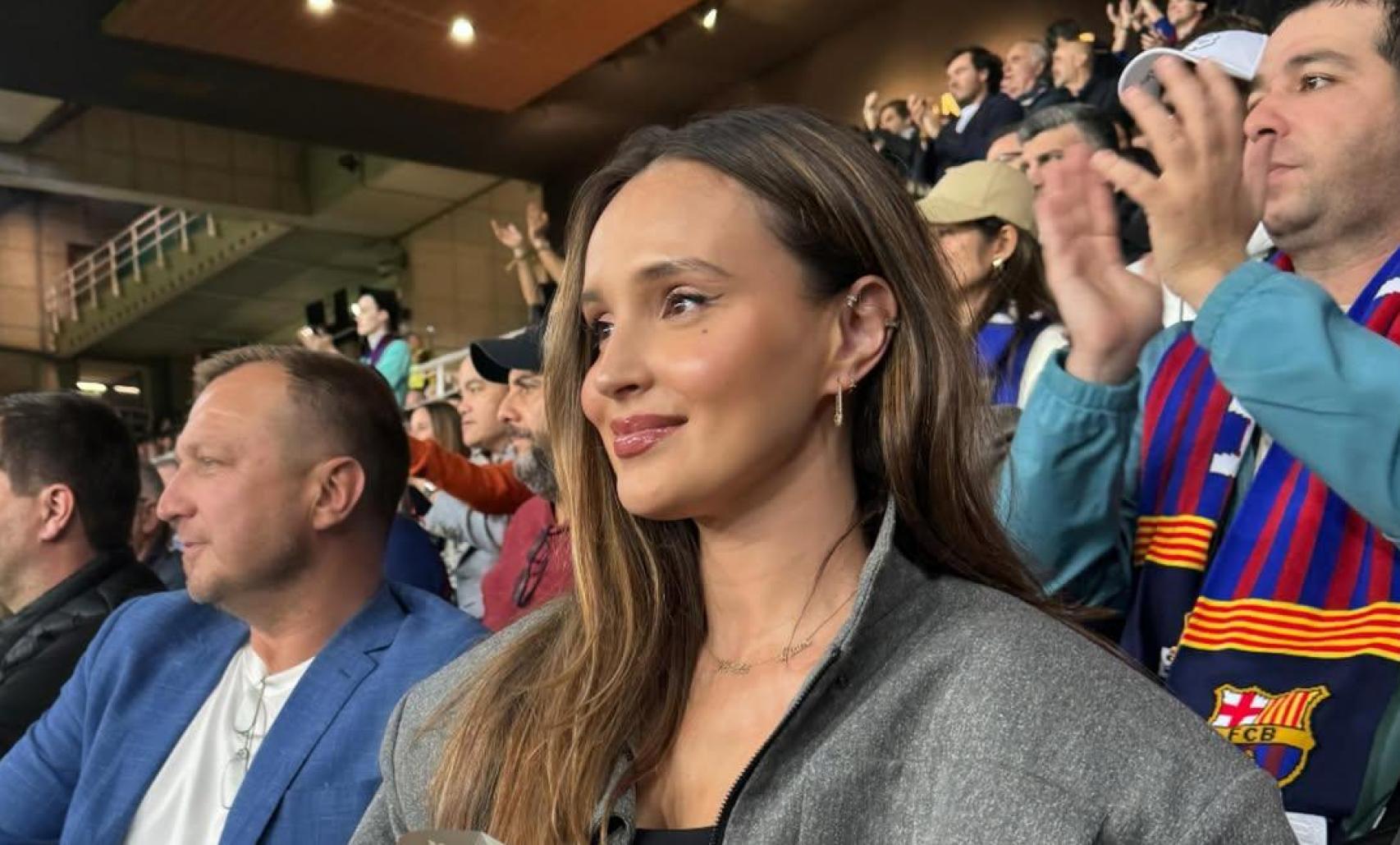 Marina Łuczenko, pareja de Wojciech Szczesny, durante un partido del Barça