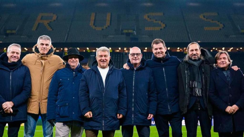 Los altos mandos del Barça celebran la victoria en el campo del Borussia Dortmund