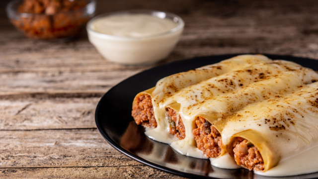 Imagen de archivo de un plato de canelones