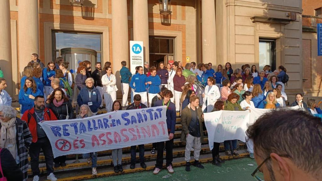 Imagen de la protesta en Vall d'Hebron esta mañana