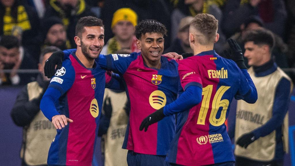 Ferran, Lamine y Fermín, durante la victoria del Barça ante el Borussia Dortmund