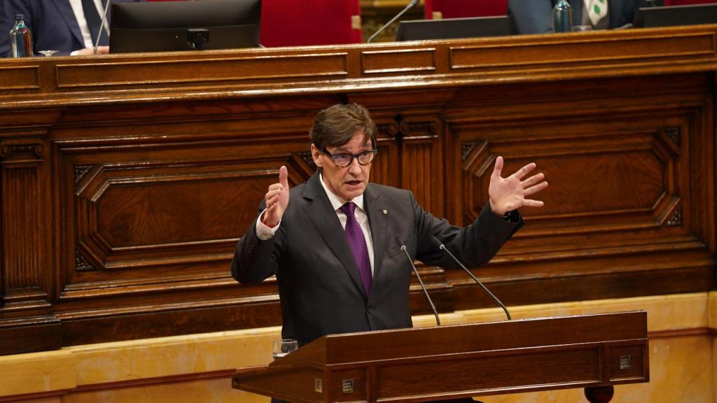 El presidente Salvador Illa en su intervención en el Parlament