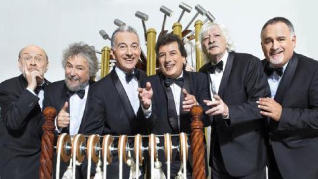 Les Luthiers, --con Carlos Nuñez, el segundo por la izquierda, cuando recibieron el Premio Princesa de Asturias de Comunicación y Humanidades en 2017