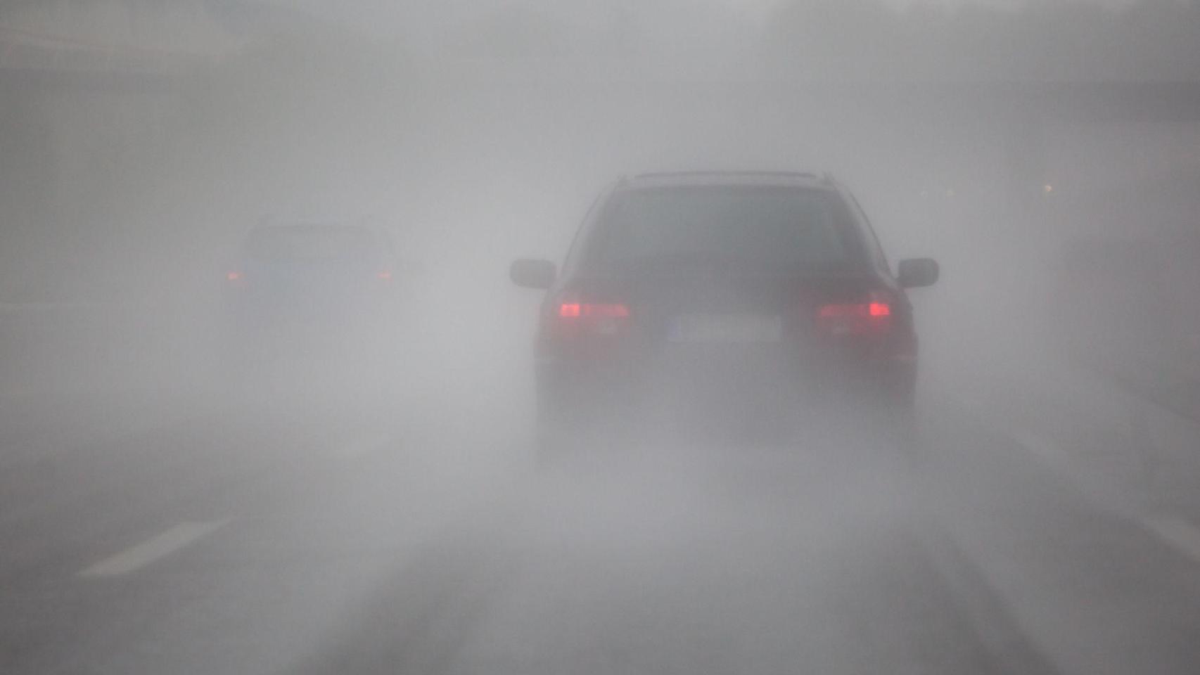 Niebla en carretera