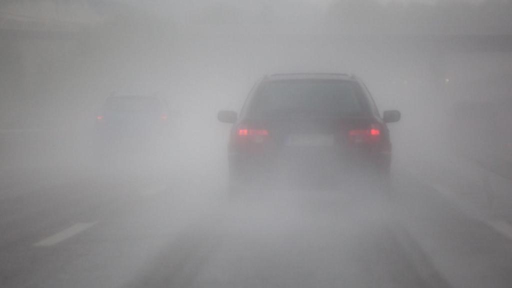 Niebla en carretera