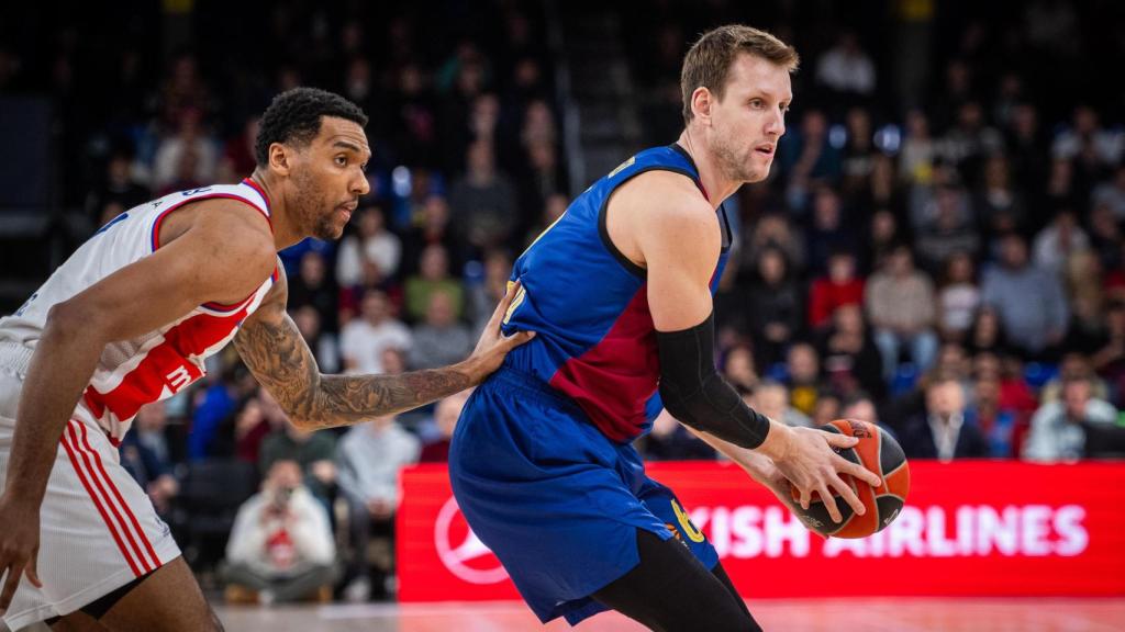 Jan Vesely hace historia en el Barça de basket-Estrella Roja de Euroliga con su punto 4.000