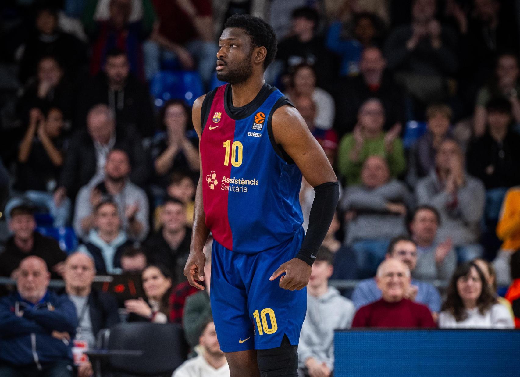 Chimezie Metu regresa por todo lo alto con el Barça de basket tras lesión